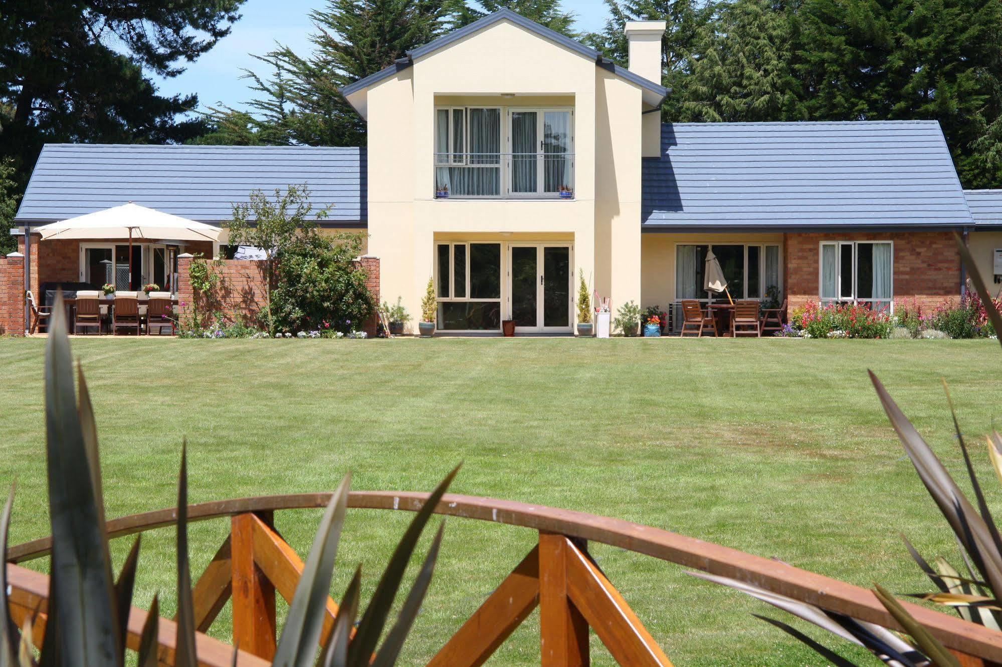 כרייסטצ'רץ' The Meadows Villa מראה חיצוני תמונה